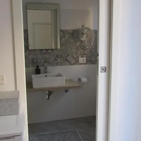 Al Vico Pescatori Bed & Breakfast 2*
